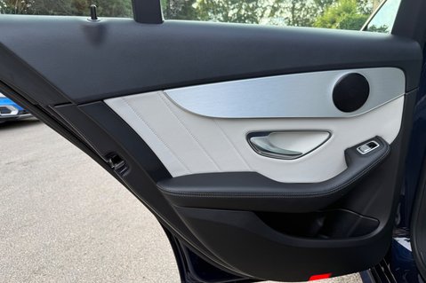 Mercedes-Benz C Class C250 D AMG LINE PREMIUM - 10 SERVICES - 2 OWNERS - LIGHT INTERIOR 28