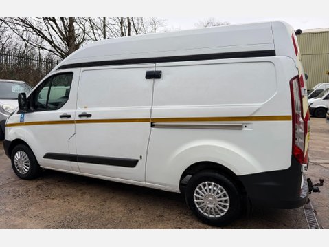 Ford Transit Custom 2.0 TDCi 290 L2 H2 5dr 17