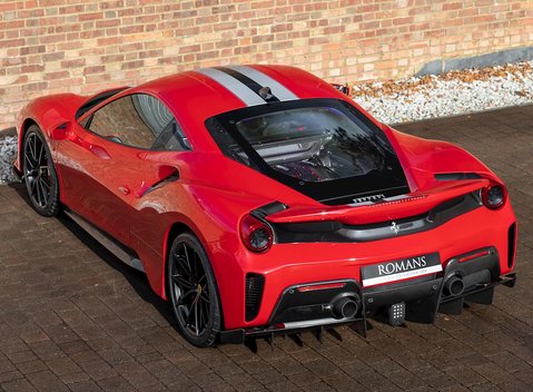 Ferrari 488 Pista 9
