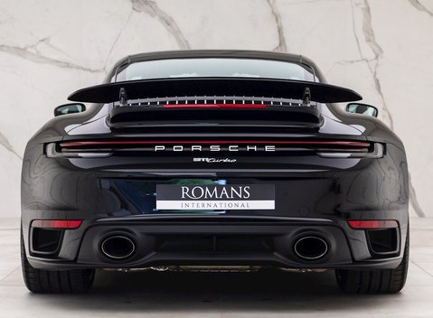 Porsche 911 Turbo (992) 5