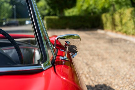 Alfa Romeo Giulietta Spider by Pininfarina 11
