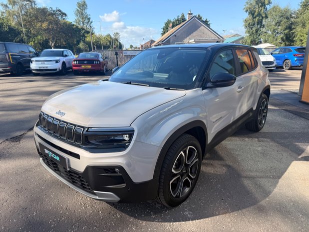 Jeep Avenger SUMMIT 3