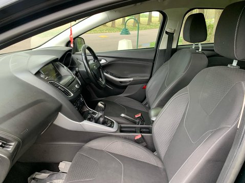 Ford Focus ZETEC 18