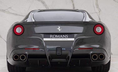 Ferrari F12 Berlinetta 19