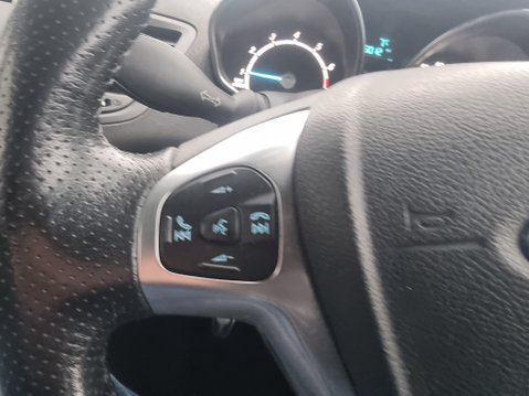 Ford Fiesta ST-LINE 37