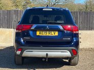 Mitsubishi Outlander 4 8
