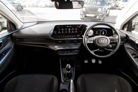 Hyundai BAYON T-GDI PREMIUM MHEV