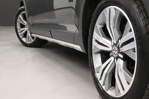 Volkswagen Passat 2.0 Passat Alltrack TDI BlueMotion Technology 4Motion Semi-Auto 4WD 5dr 29