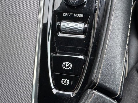 Volvo S90 2.0 D4 R-Design Auto Euro 6 (s/s) 4dr 29