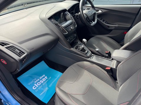 Ford Focus ST-LINE TDCI 30