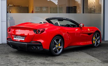 Ferrari Portofino M 4