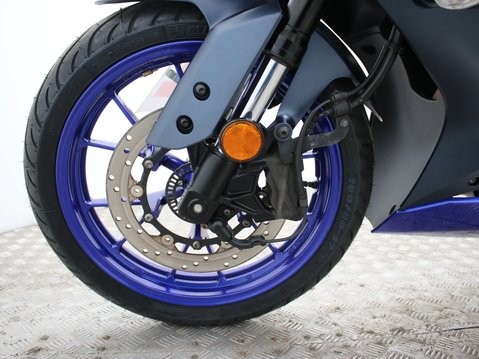 Yamaha R125 YZF 125-A 29