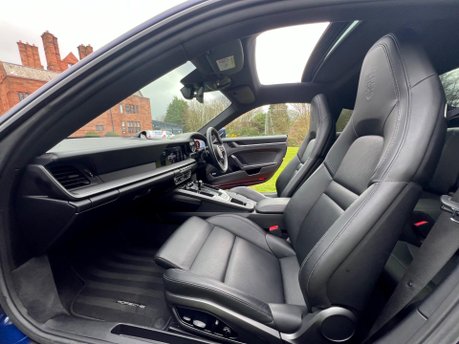 Porsche 911 CARRERA PDK 5