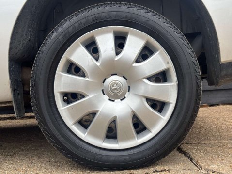 Vauxhall Combo 1.2 Combo 2300 Sport CDTi ecoFLEX S/S 9
