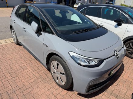 Volkswagen ID.3 Pro Performance 58kWh Life Auto 5dr