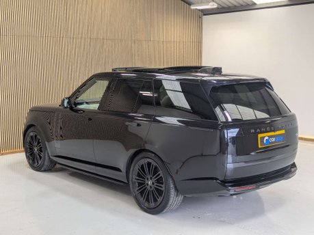 Land Rover Range Rover 4.4 Range Rover First Edition Auto 4WD 5dr 21