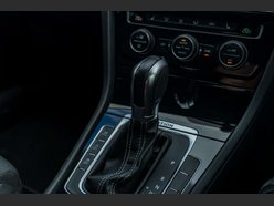 Volkswagen Golf 2.0 Golf R TSi Semi-Auto 4WD 3dr 18