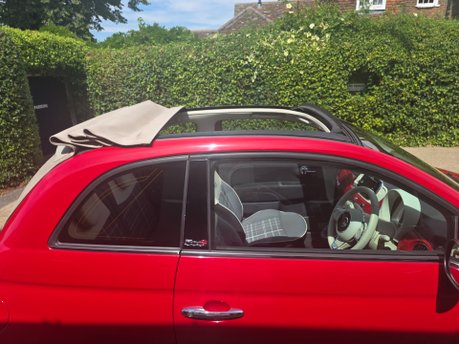 Fiat 500 LOUNGE DUALOGIC ONE OWNER WITH ONLY 32,000 MILES FROM NEW 17
