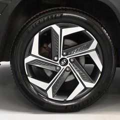 Hyundai TUCSON 1.6 Tucson Premium TGDi HEV Auto 5dr 1