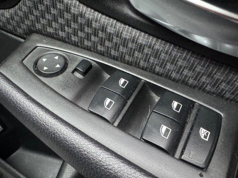 BMW 2 Series 1.5 218i SE Euro 6 (s/s) 5dr 39