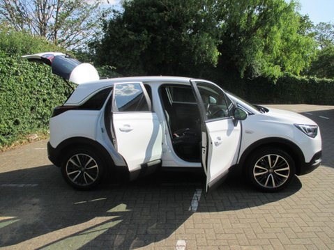 Vauxhall Crossland X 1.2 Turbo Elite Nav Euro 6 (s/s) 5dr 9