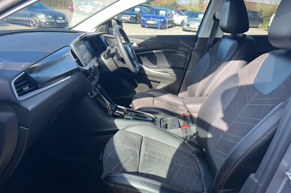 Vauxhall Grandland 1.5 Turbo D Ultimate Auto 25