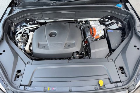 Volvo XC90 RECHARGE T8 ULTIMATE AWD - BLOND LEATHER - VAT QUALIFYING 74