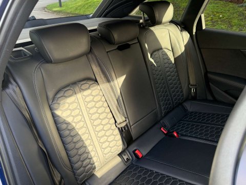 Audi RS4 2.9 RS 4 Carbon Black TFSI Quattro Auto 4WD 5dr 12