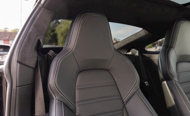 Porsche 911 (992) Turbo S 13