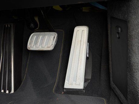 Porsche 911 CARRERA T PDK 64