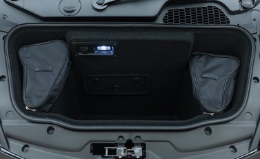 Lamborghini Huracan TECNICA 33