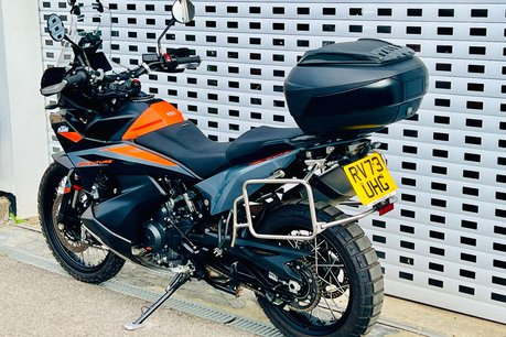 KTM Adventure 890 Adventure 23