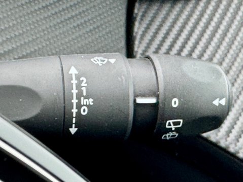 Peugeot 208 PURETECH ACTIVE PREMIUM S/S 24