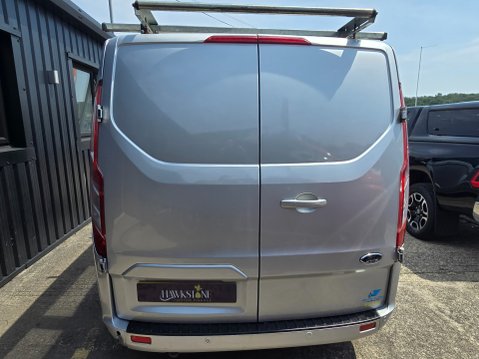 Ford Transit Custom 300 LIMITED P/V L2 H1 5