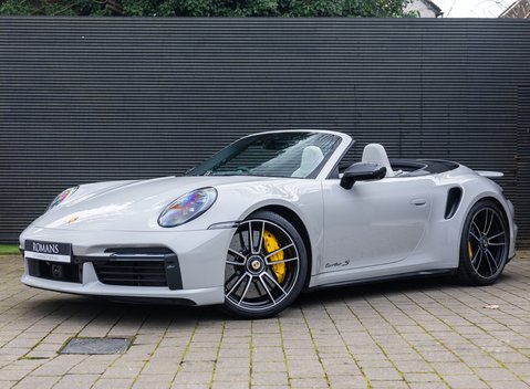 Porsche 911 Turbo S Cabriolet (992) 2