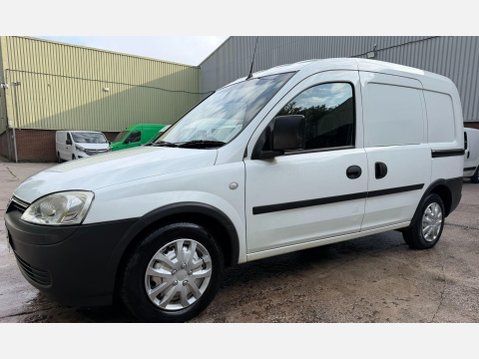 Vauxhall Combo 1.3 CDTi 2000 16v Panel Van 3dr Diesel Manual (134 g/km, 69 bhp) 8