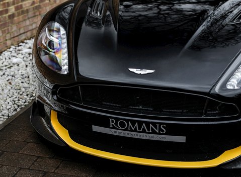 Aston Martin Vanquish S 22