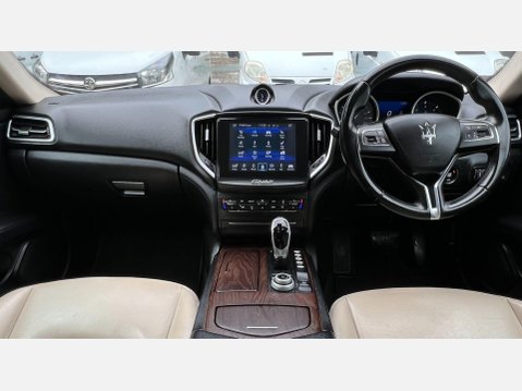 Maserati Ghibli 3.0D V6 Saloon 4dr Diesel ZF Euro 5 (s/s) (275 ps) 27
