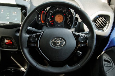 Toyota Aygo Aygo 1.0 VVT-i X-Clusiv 5dr Hatchback 20