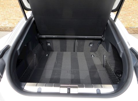 Porsche Panamera Turbo 18