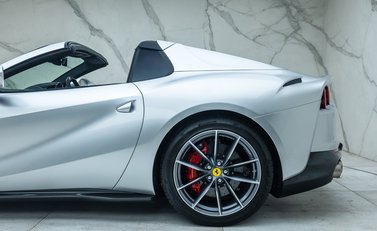 Ferrari 812 GTS 31