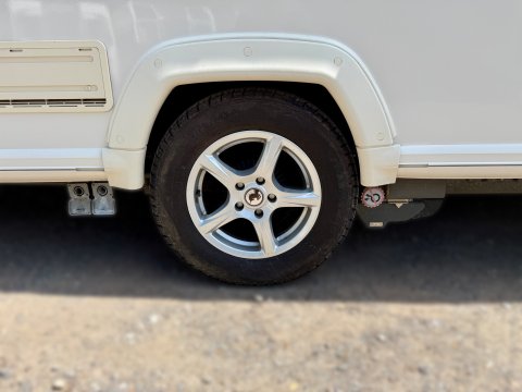 Bailey Unicorn Seville 6