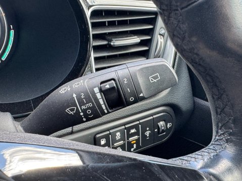 Kia Xceed 1.6 GDi 8.9kWh 4 DCT Euro 6 (s/s) 5dr 30