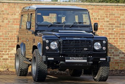 Land Rover Defender T40