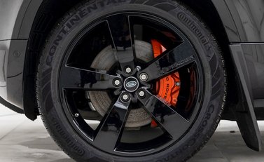 Land Rover Defender 110 P400 X 8