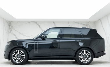 Land Rover Range Rover P400 HSE 2