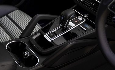 Porsche Cayenne GTS Coupé 20