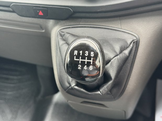 Ford Transit Custom SWB L1H2 High Roof Leader 300 Air Con Sensors EURO 6 34