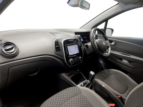 Renault Captur 0.9 TCe ENERGY Dynamique S Nav SUV 5dr Petrol Manual Euro 6 (s/s) (90 ps) 15