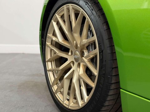 Audi R8 5.2 FSI V10 Plus S Tronic quattro Euro 6 (s/s) 2dr 69